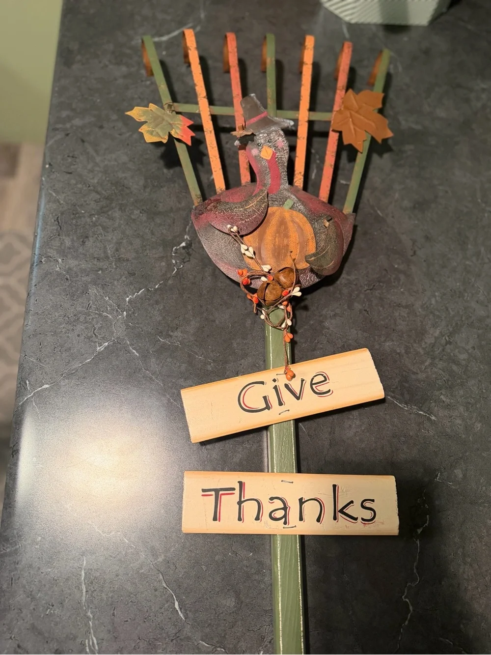 Decorative Metal Thanksgiving Turkey Rake Wall Hanging